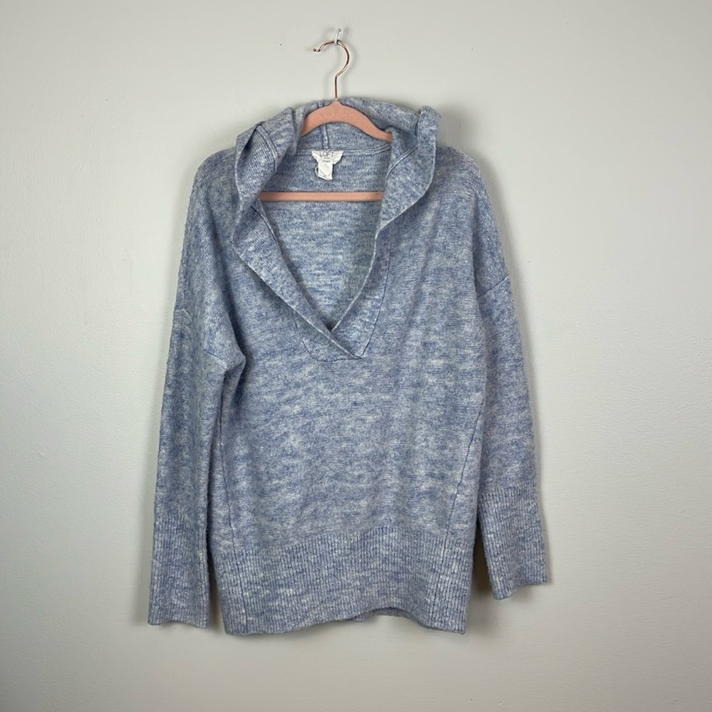 3/$10 ➰ LOFT • Lounge Hooded V-Neck Sweater **REPOSH**